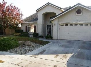 5572 N Barcus Ave, Fresno, CA 93722