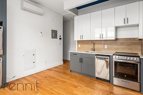Rented by Rennit Inc. | media 23