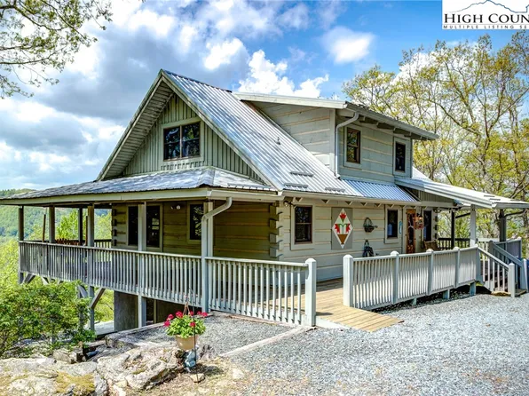 1565 Andy Hicks Road, Banner Elk, NC 28604