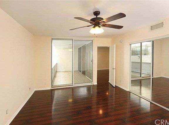 4th image of 131 N Gale Dr #1