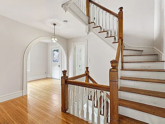 2nd image of 79 Firglade Ave
