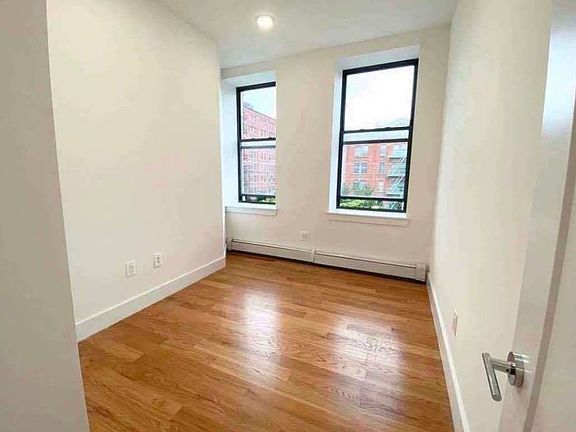 4th image of 2041 Adam Clayton Powell Jr Blvd #3AA