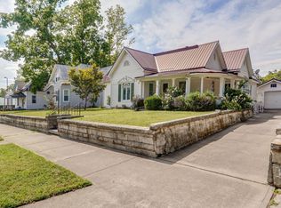 1509 S Garrison Ave, Carthage, MO 64836