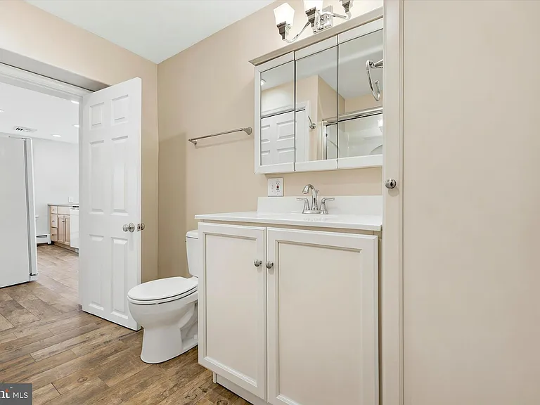 304 King Of Prussia Rd #2A — Photo 15