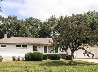 415 Purdy St, Jesup, IA 50648