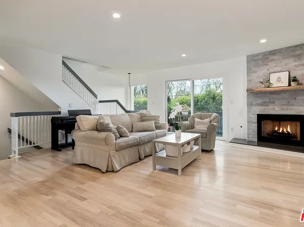 11542 Burbank Blvd Unit 10, North Hollywood, CA 91601