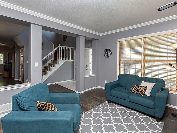 3rd image of 7768 Dakota Cir