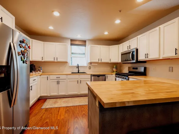 614 Lakeside Dr, Basalt, CO 81621