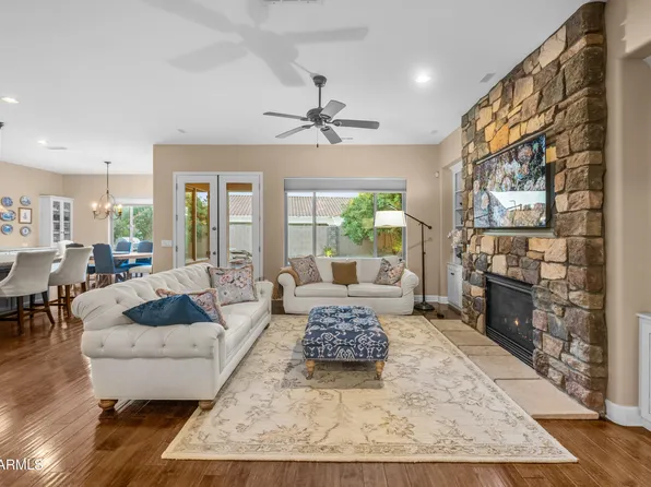 3738 E RIOPELLE Avenue, Gilbert, AZ 85298