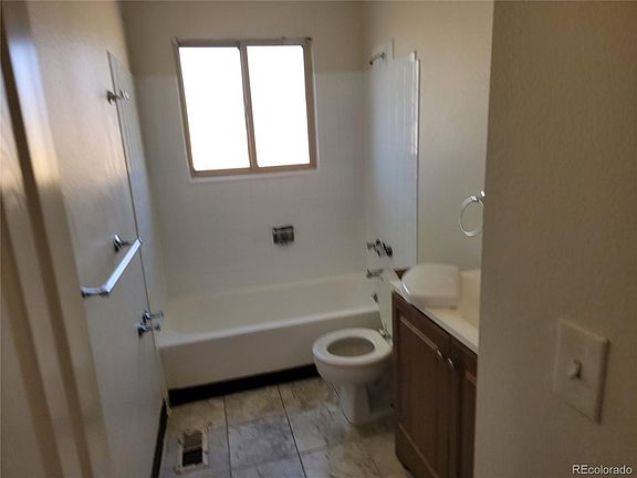 4th image of 14923 E Olmsted Dr Building 3-950