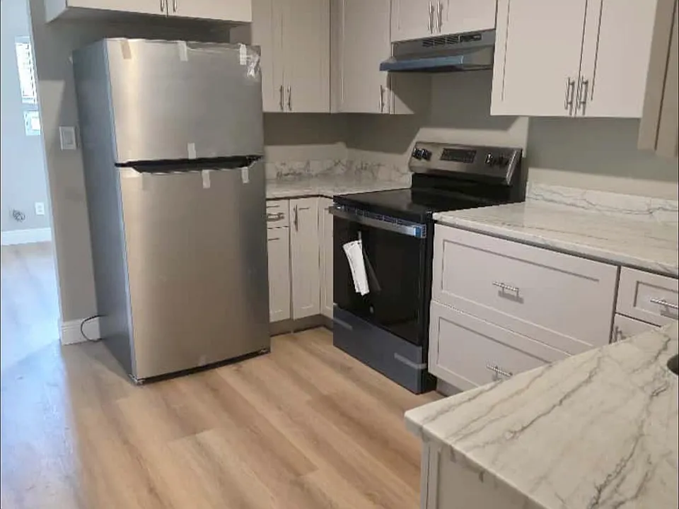 1702-1704 NW 3rd Ter