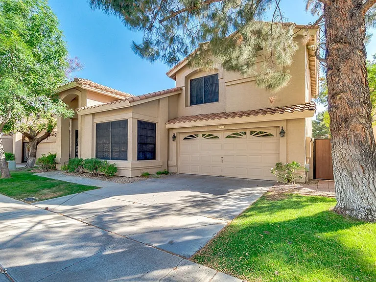193 W Amanda Ln — Photo 2