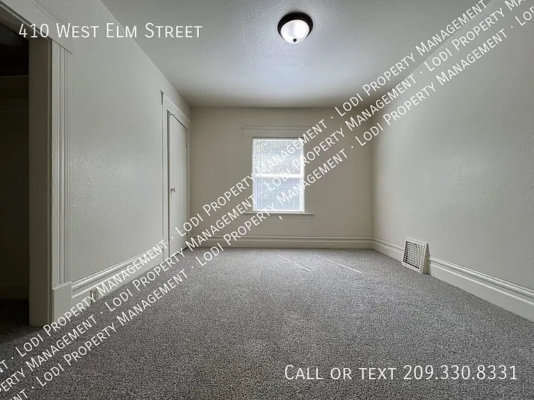 410 W Elm St — Photo 11