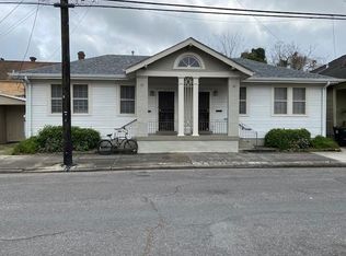 2912 Constance St, New Orleans, LA 70115