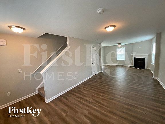 3rd image of 1540 Weatherend Dr