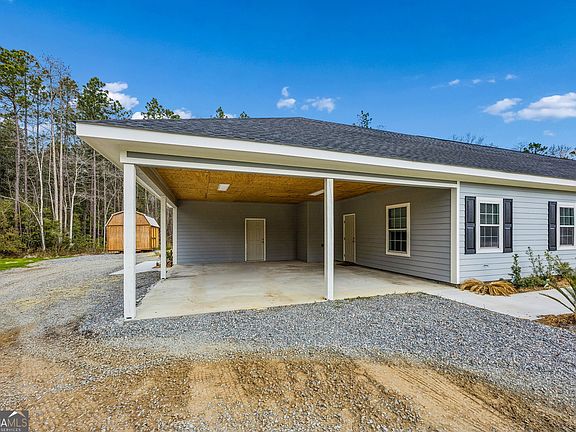 4th image of 336 Woodland Way