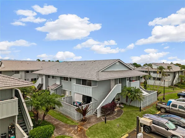 94-1036 Oli Pl #U5, Waipahu, HI 96797