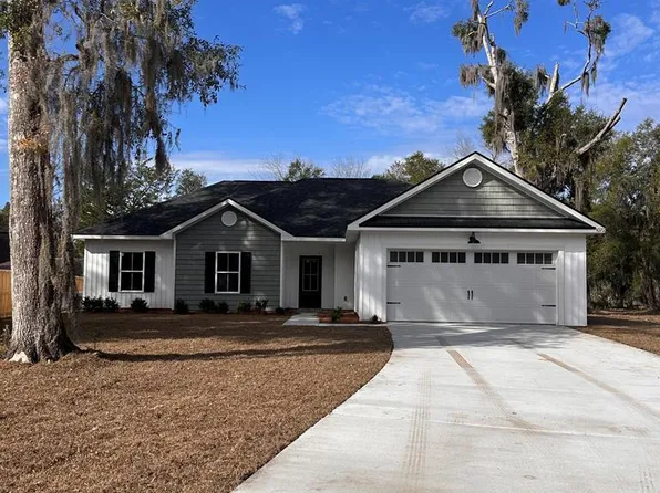 112 Mangrove Ct, Jesup, GA 31546