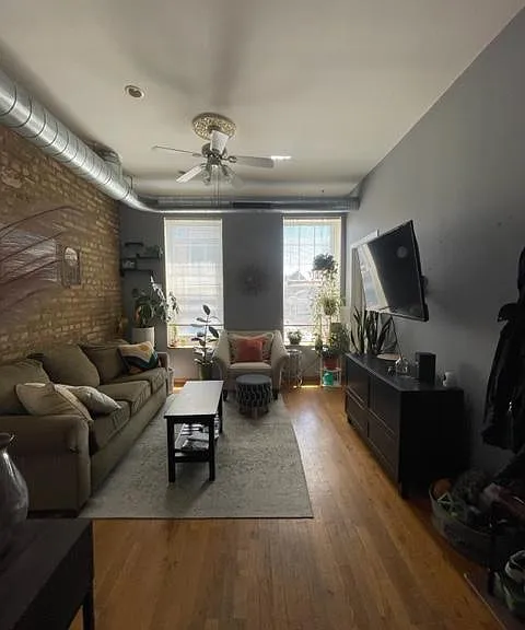 1460 W Augusta Blvd #3 — Photo 1