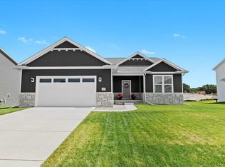 2077 Gambrel Ln, Howell, MI 48843