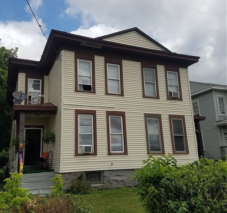 1st image of 200 Richmond Ave #2