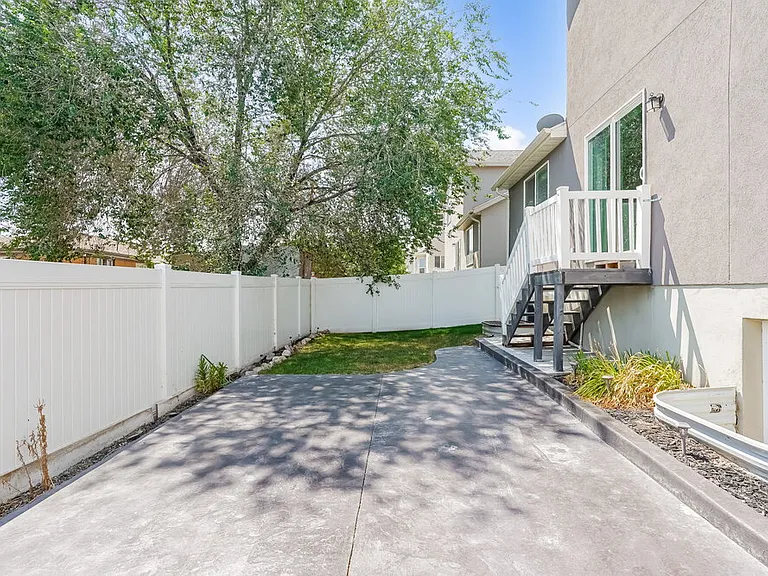 3423 S Melanie Cv — Photo 17