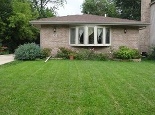 193 N Bonnie Brae Ave, Elmhurst, IL 60126