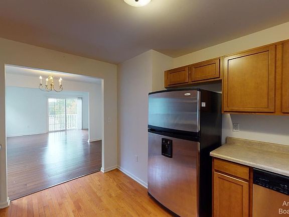 5th image of 6391 Scoter Ln