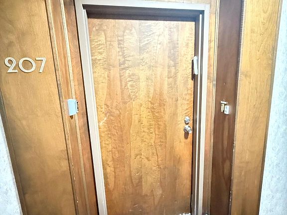 4th image of 6711 Park Heights Ave Unit 207