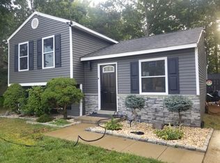 18085 Tompkins Ct, Dumfries, VA 22026