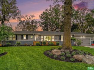 2938 Bridgeford Rd, Omaha, NE 68124