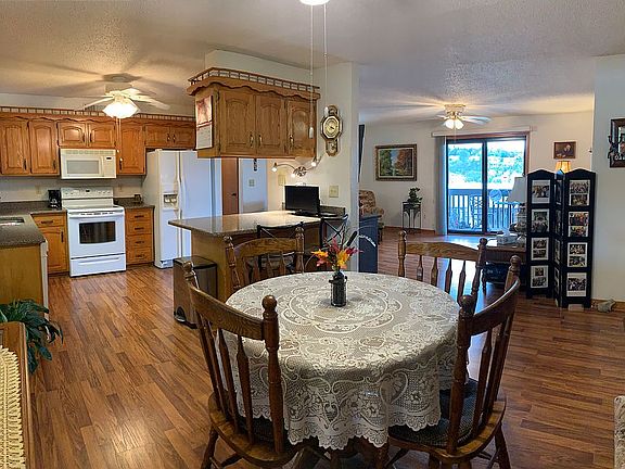 5th image of 180 Wilshire Dr Unit 90