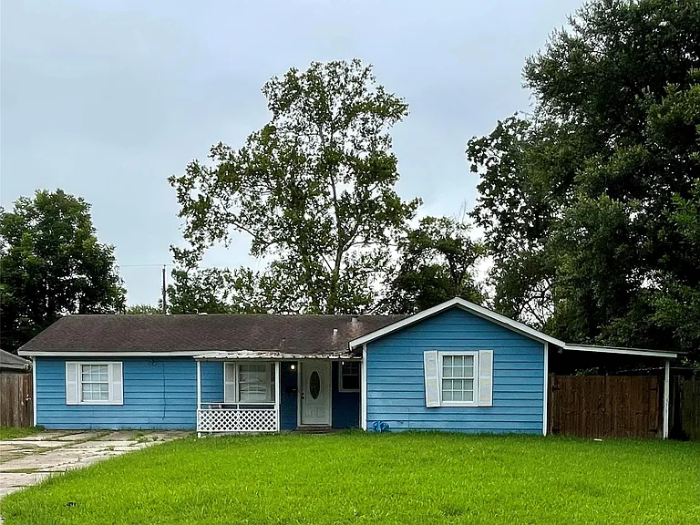 10823 Eddyrock St — Photo 1