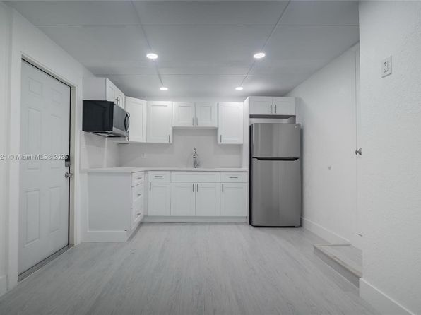 595 NW 139th Ter #2