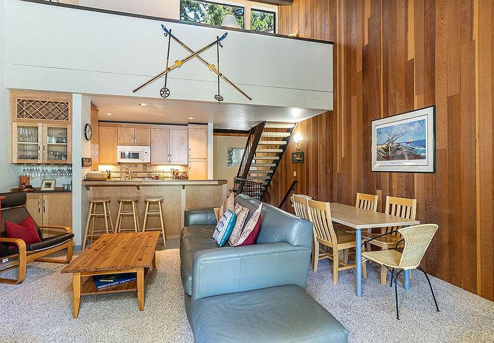 1st image of 1001 Commonwealth Dr #199