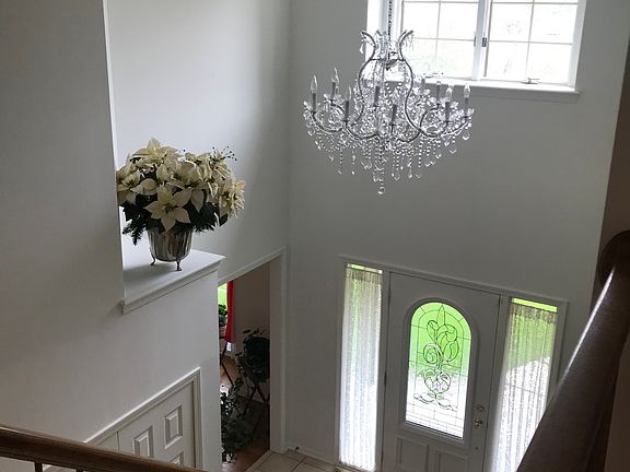 2nd image of 711 Krystal Creek Ct