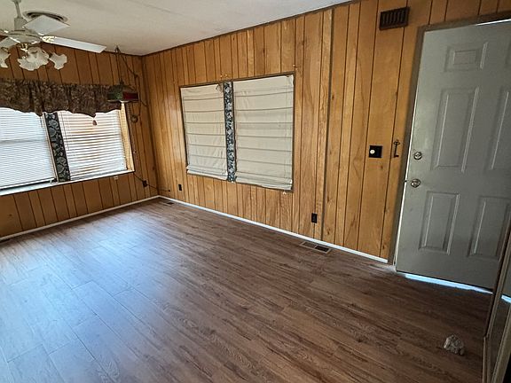 5th image of 42 Mockingbird Dr