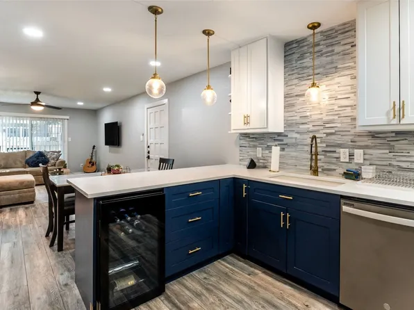 6065 Milton St APT 133, Dallas, TX 75206