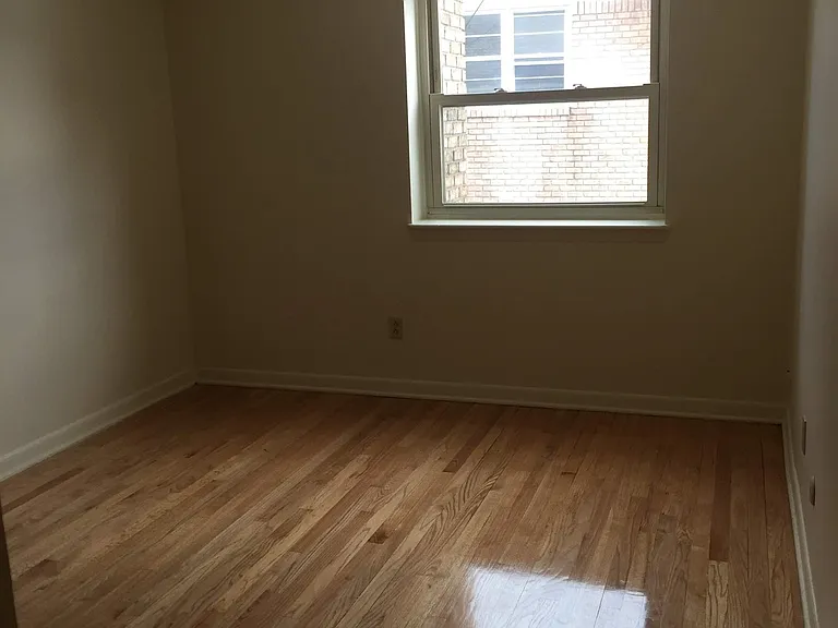 199 South Allen Apartments — Photo 4