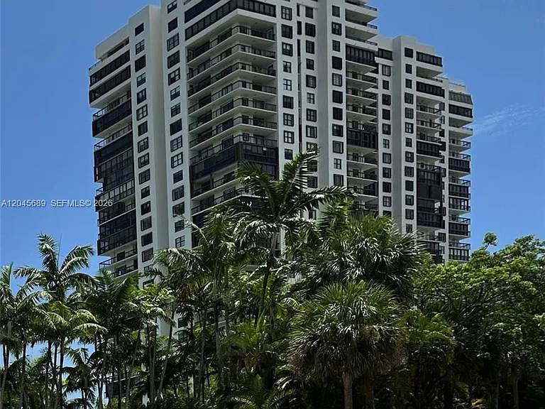 2333 Brickell Ave #1610 — Photo 23