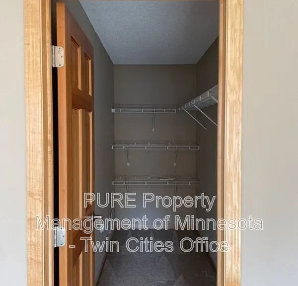 3152 Legacy Ln — Photo 16