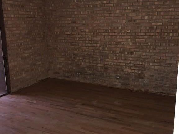 4th image of 1220 N La Salle Dr APT Garden