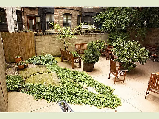 Sold by Stribling | media 11