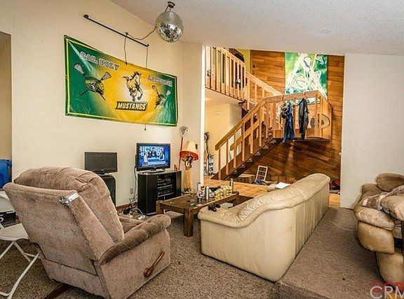 4th image of 475 Ramona Dr