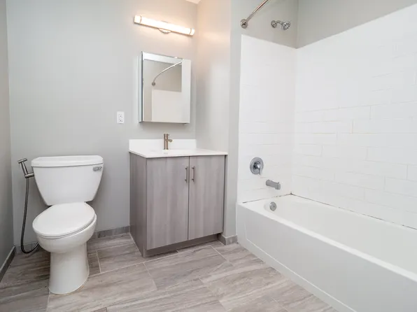 201 Cornelison Avenue image 11 of 17