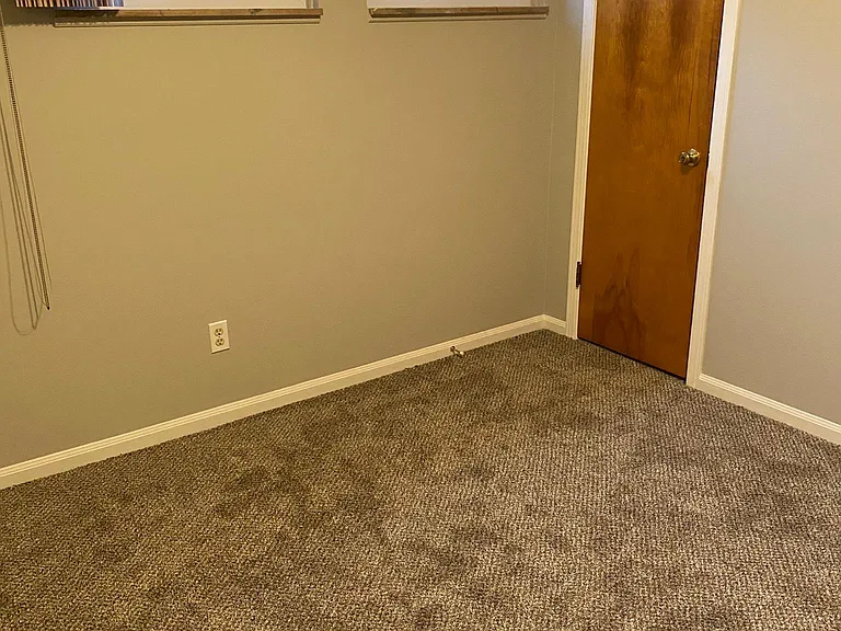 8251 Oak Park Blvd — Photo 12