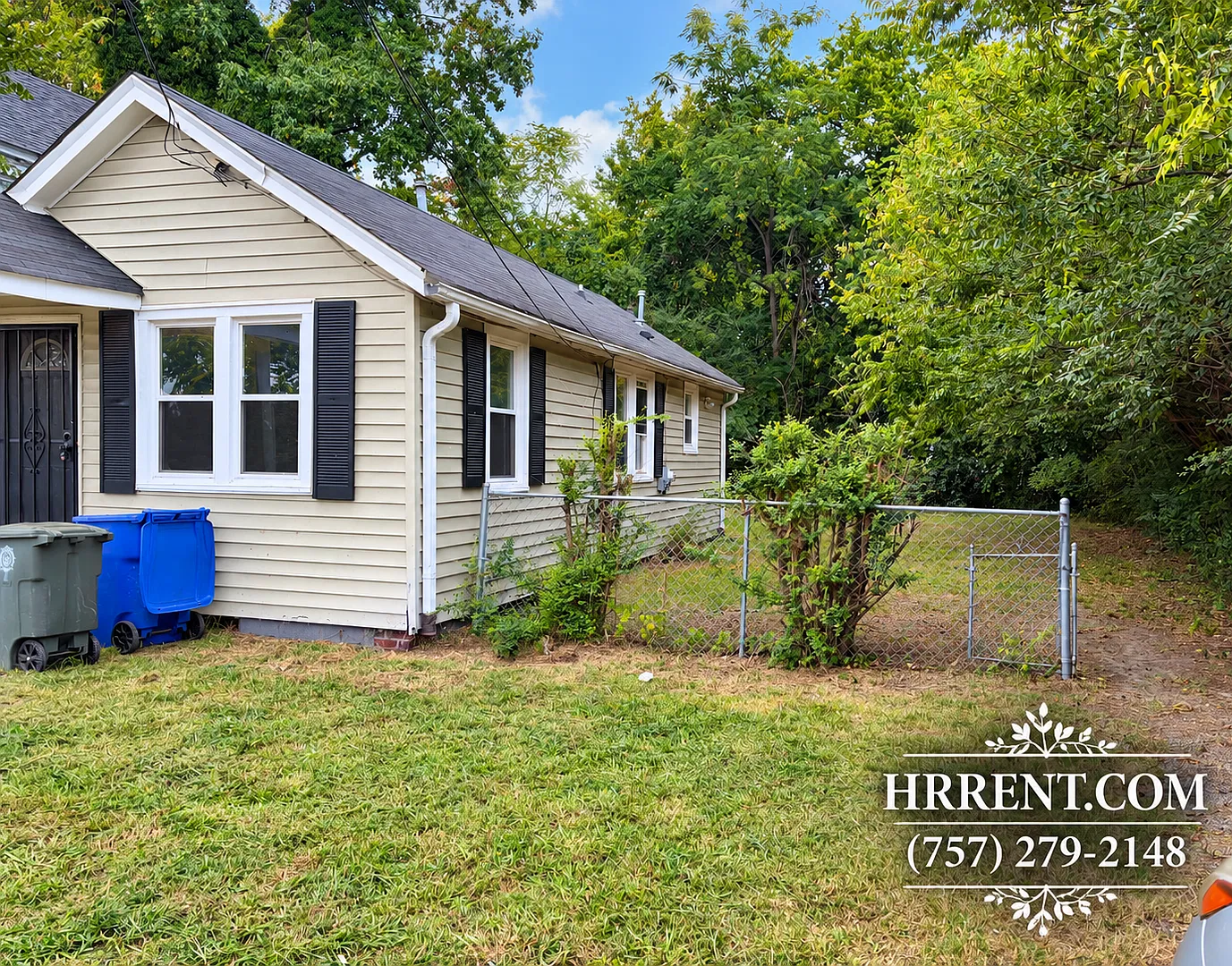 Adorable Renovated 1 Bedroom 1 Bathroom Home located in Newport News VA! — Photo 2