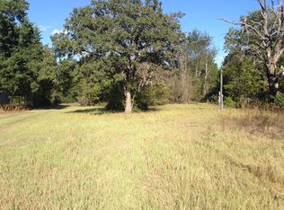 19839 Williams Rd, Hearne, TX 77859