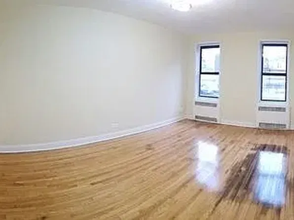 460 E 21st St #3V, Brooklyn, NY 11226