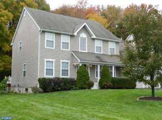 9 Split Rail Ln, Newark, DE 19702